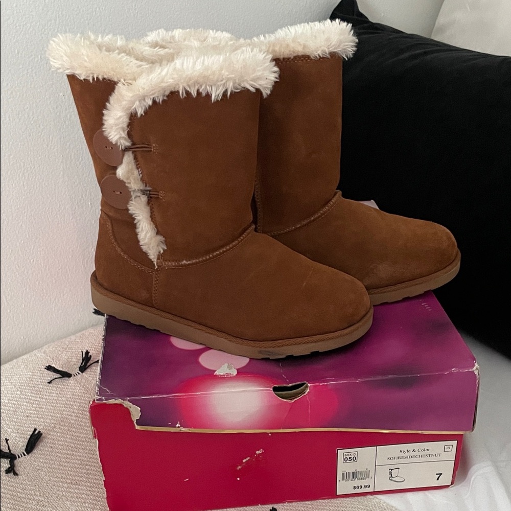 Women's Brown Shearling Boots